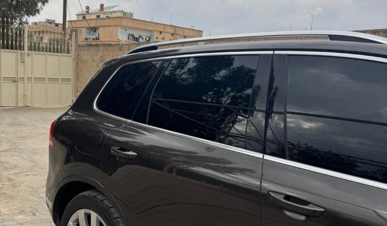 
								 فولكس فاكن – Volkswagen طوارق – Touareg ممتلئ									