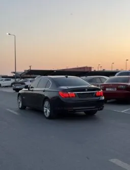 
										 بي ام دابيليو – BMW i740 ممتلئ									