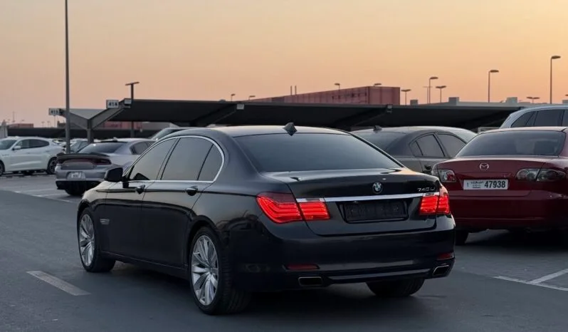 
								 بي ام دابيليو – BMW i740 ممتلئ									
