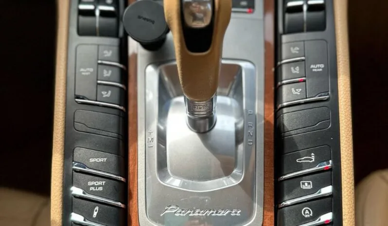 
								 بورش – Porsche باناميرا – Panamera ممتلئ									