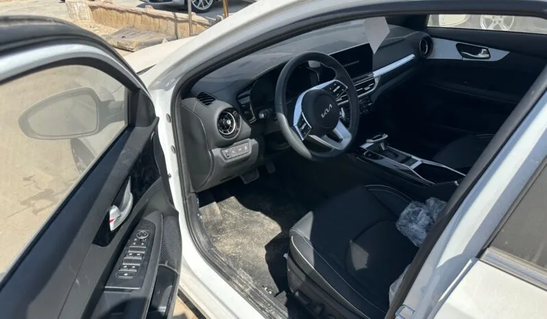 
								 جديد كيا – Kia K3 ممتلئ									