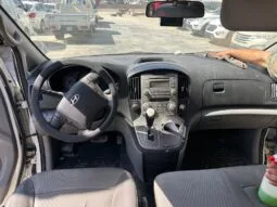 
										 مستعمل هيونداي – Hyundai فان – H1 ممتلئ									