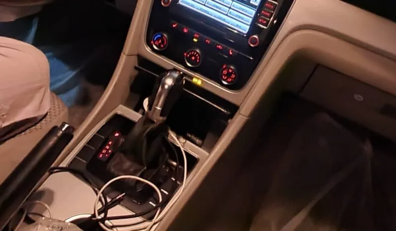 
								 فولكس فاكن – Volkswagen باسات – Passat ممتلئ									