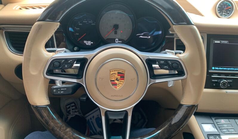 
								 بورش – Porsche ماكان – Macan ممتلئ									