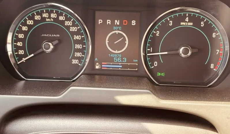 
								 جاغوار – Jaguar XF ممتلئ									