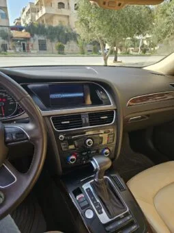 
										 اودي – Audi A4 ممتلئ									