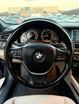 
										 بي ام دابيليو – BMW i740 ممتلئ									
