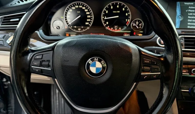 
								 بي ام دابيليو – BMW i740 ممتلئ									