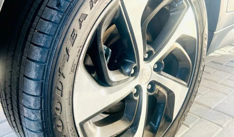 
								 هيونداي – Hyundai سانتافيه – Santafe ممتلئ									