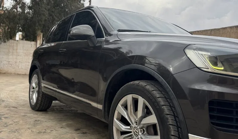 
								 فولكس فاكن – Volkswagen طوارق – Touareg ممتلئ									