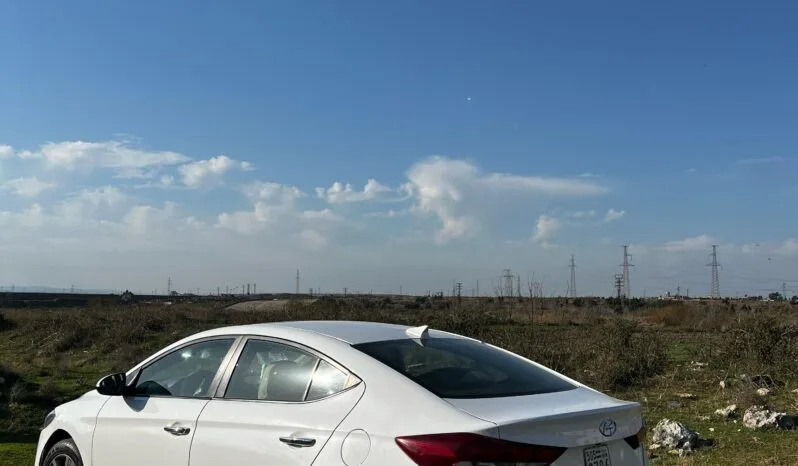 
								 هيونداي – Hyundai افنتي – avante ممتلئ									