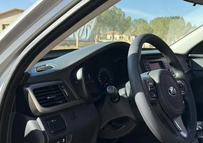 
								 كيا – Kia K5 ممتلئ									
