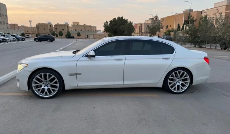 
								 بي ام دابيليو – BMW 740 ممتلئ									