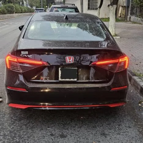 
								 هوندا – Honda سيفيك – Civic ممتلئ									