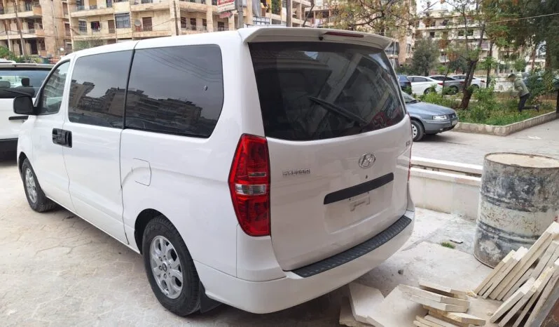 
								 مستعمل هيونداي – Hyundai فان – H1 ممتلئ									
