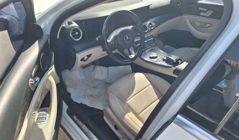 
								 مستعمل مرسيدس بينز – Mercedes benz E300 ممتلئ									