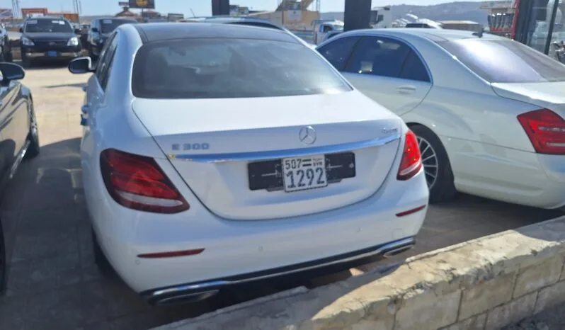 
								 مستعمل مرسيدس بينز – Mercedes benz E300 ممتلئ									