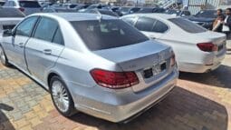 
										 مستعمل مرسيدس بينز – Mercedes benz E220 ممتلئ									