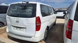 
										 مستعمل هيونداي – Hyundai فان – H1 ممتلئ									