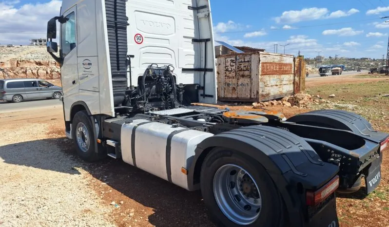 
								 فولفو – Volvo FH2 ممتلئ									