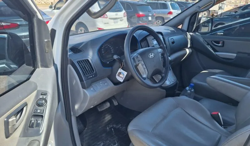 
								 مستعمل هيونداي – Hyundai فان – H1 ممتلئ									