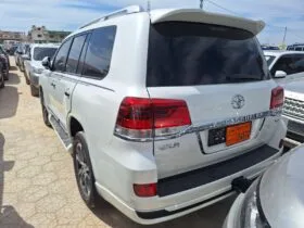 مستعمل تويوتا – Toyota لاند كروزر – Land Cruiser