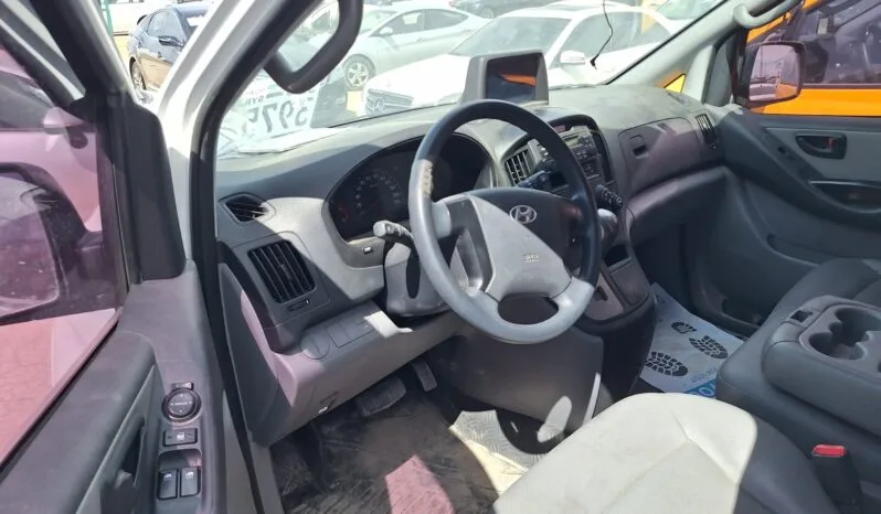 
								 مستعمل هيونداي – Hyundai فان – H1 ممتلئ									