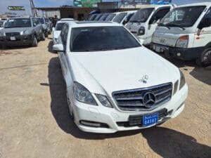 مستعمل مرسيدس بينز – Mercedes benz E220