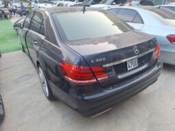 
										 مستعمل مرسيدس بينز – Mercedes benz E300 ممتلئ									