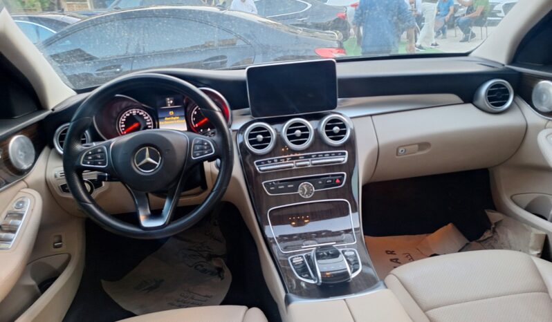 
								 مستعمل مرسيدس بينز – Mercedes benz C 300 ممتلئ									