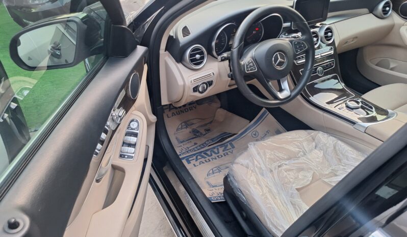 
								 مستعمل مرسيدس بينز – Mercedes benz C 300 ممتلئ									