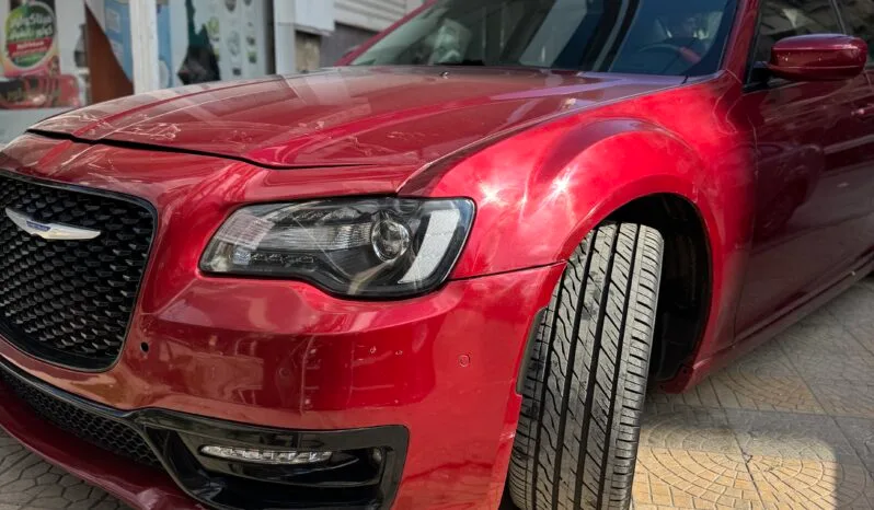 
								 كرايسلر – Chrysler C300 ممتلئ									