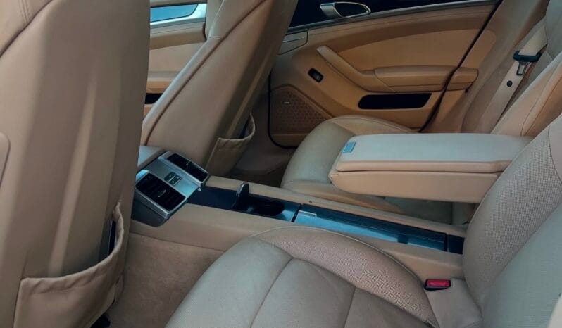 
								 بورش – Porsche باناميرا – Panamera ممتلئ									