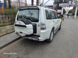 
										 ميتسوبيشي – Mitsubishi Pajero ممتلئ									