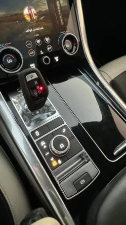 
										 لاند روفر – Land Rover سبورت – Range Rover Sport ممتلئ									