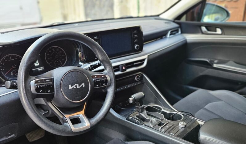 
								 كيا – Kia K5 ممتلئ									