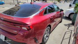 
										 كيا – Kia K5 ممتلئ									