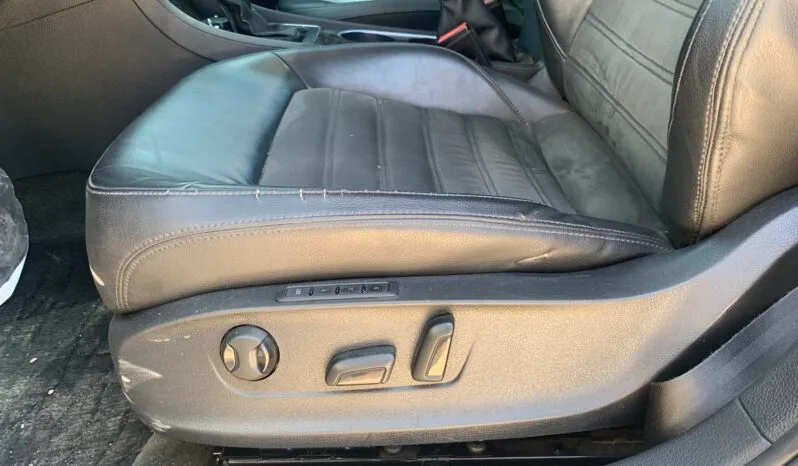 
								 فولكس فاكن – Volkswagen باسات – Passat ممتلئ									