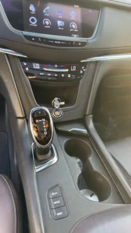 
										 كاديلاك – Cadillac XT5 ممتلئ									