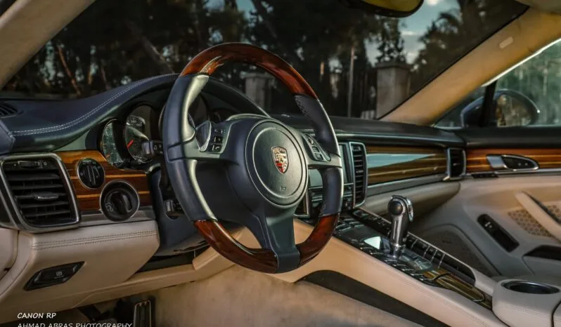
								 بورش – Porsche باناميرا – Panamera ممتلئ									