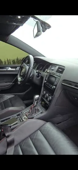 
										 فولكس فاكن – Volkswagen جولف – Golf ممتلئ									