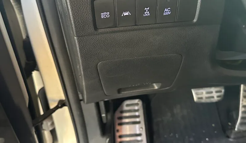 
								 هيونداي – Hyundai سانتافيه – Santafe ممتلئ									