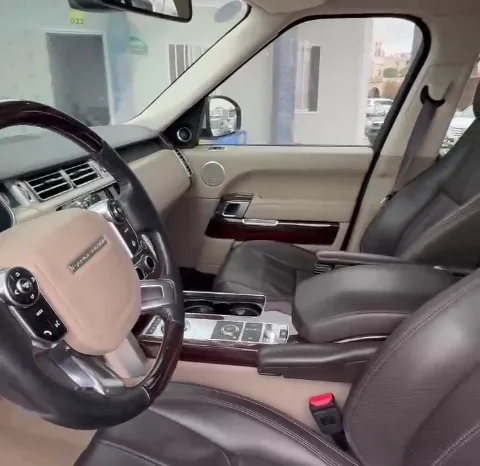 
								 لاند روفر – Land Rover فوغ – Range Rover Vogue ممتلئ									