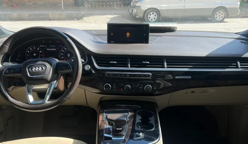 
								 اودي – Audi Q7 ممتلئ									