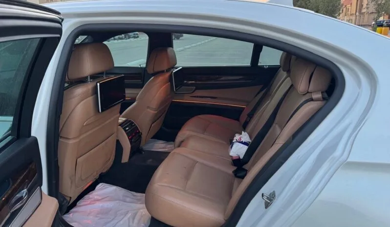 
								 بي ام دابيليو – BMW 740 ممتلئ									