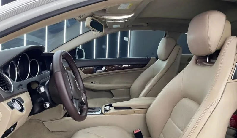 
								 مستعمل مرسيدس بينز – Mercedes benz C 250 ممتلئ									
