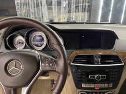 مستعمل مرسيدس بينز – Mercedes benz C 250