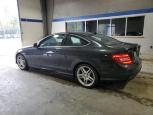 مستعمل مرسيدس بينز – Mercedes benz C 250
