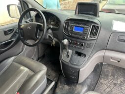 
										 مستعمل هيونداي – Hyundai فان – H1 ممتلئ									