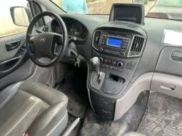 
										 مستعمل هيونداي – Hyundai فان – H1 ممتلئ									